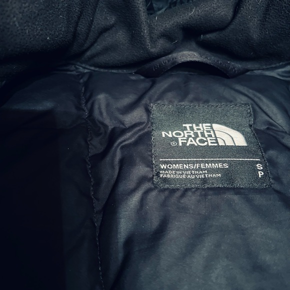 THE NORTH FACE
Metropolis III 550 Fill Power
Down Hooded Parka in
BLACK - Picture 7 of 12